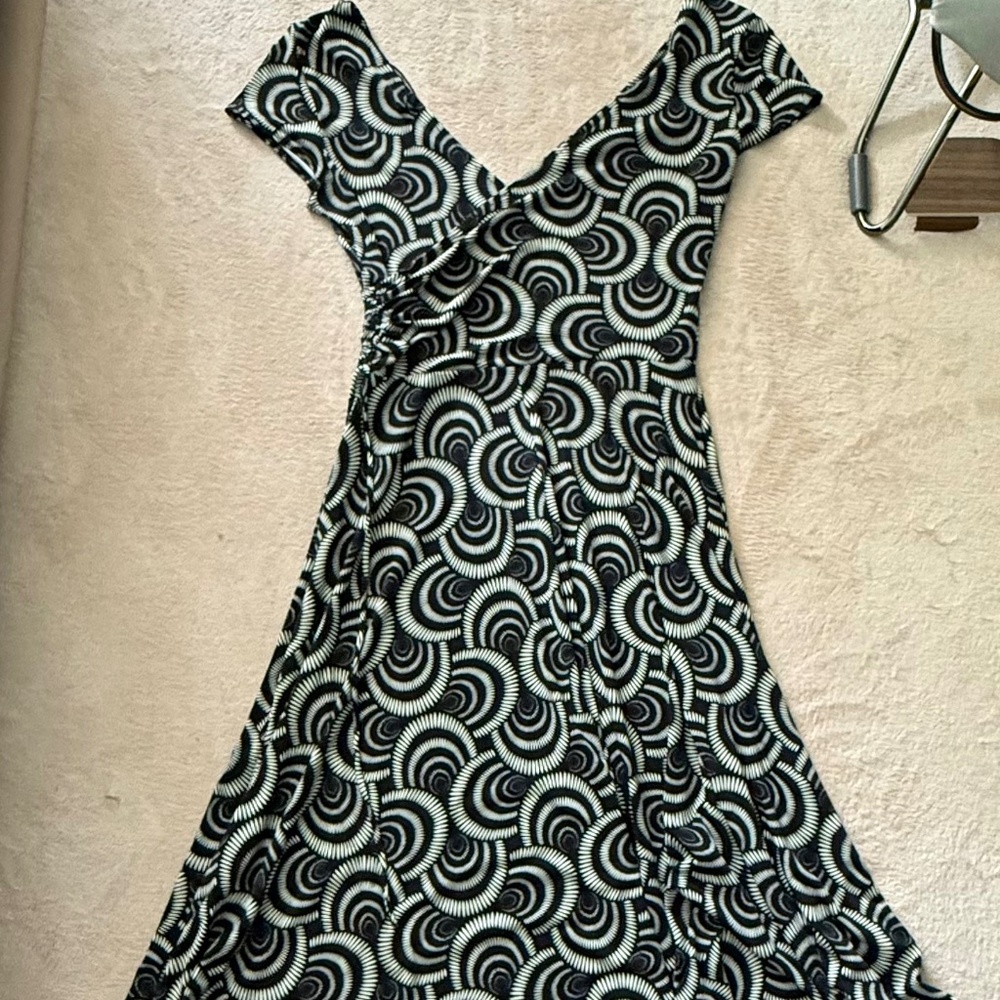 Black and white dress